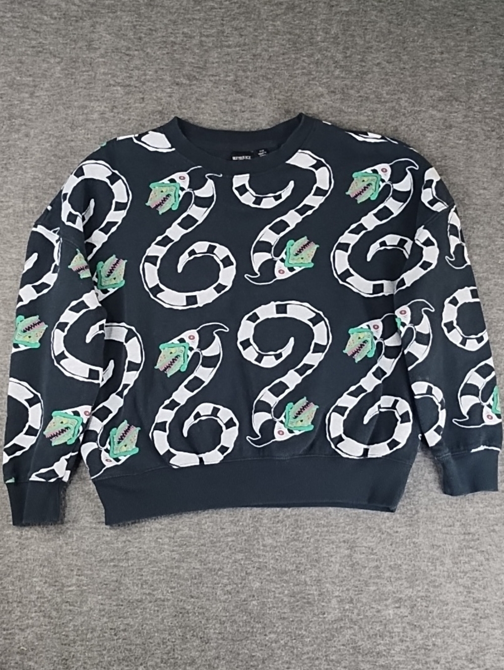 Beetle Juice Sweater XXS